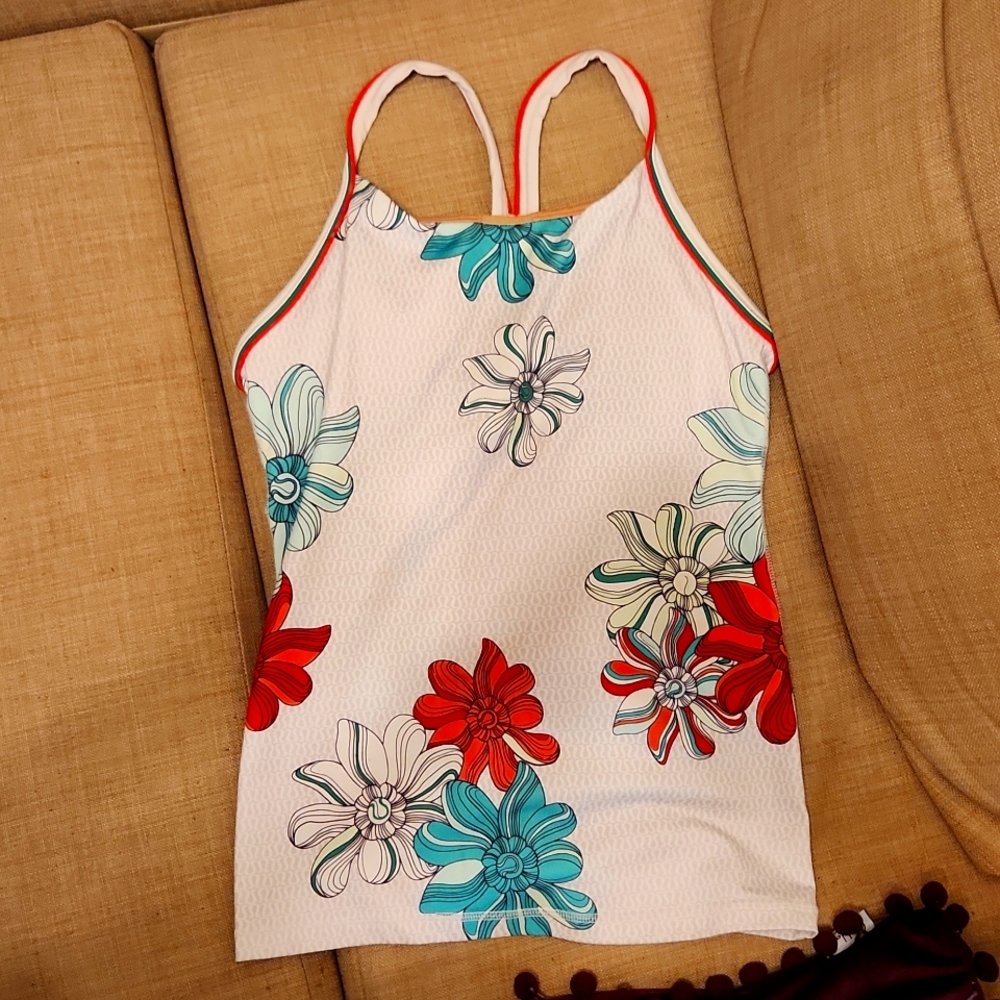 Lululemon floral racerback tank sz 4